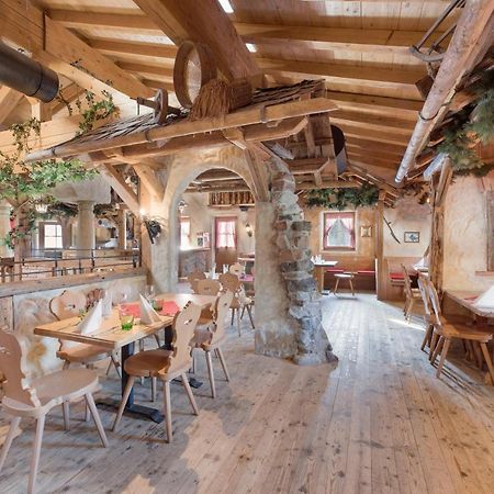 Der Waldhof Hotel Scheffau am Wilden Kaiser Eksteriør billede