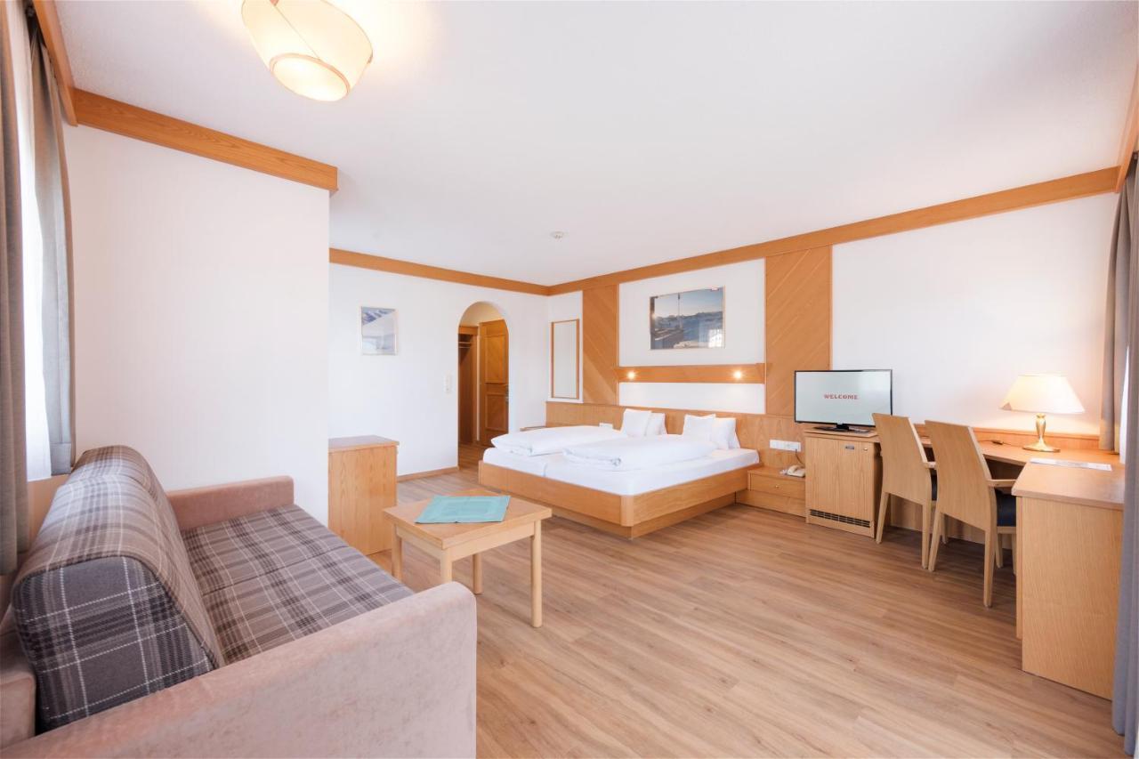Der Waldhof Hotel Scheffau am Wilden Kaiser Eksteriør billede