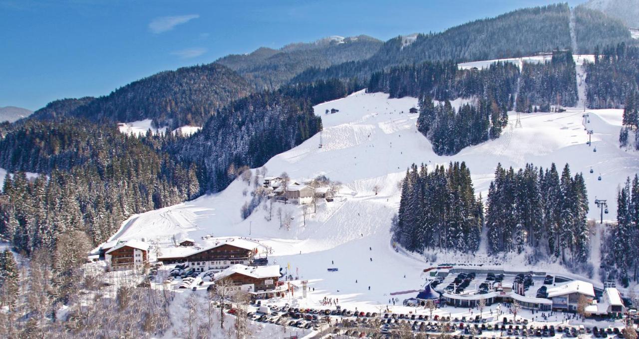 Der Waldhof Hotel Scheffau am Wilden Kaiser Eksteriør billede