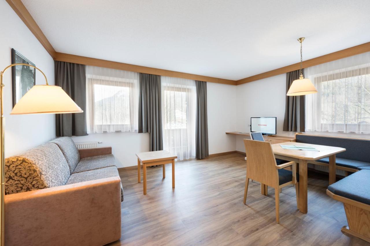 Der Waldhof Hotel Scheffau am Wilden Kaiser Eksteriør billede